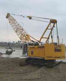 Liebherr HS 825 HD Litronic, Liebherr